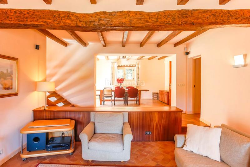 Foto db47f609-fc16-4918-8a21-640836a74b23. Masía en Olot