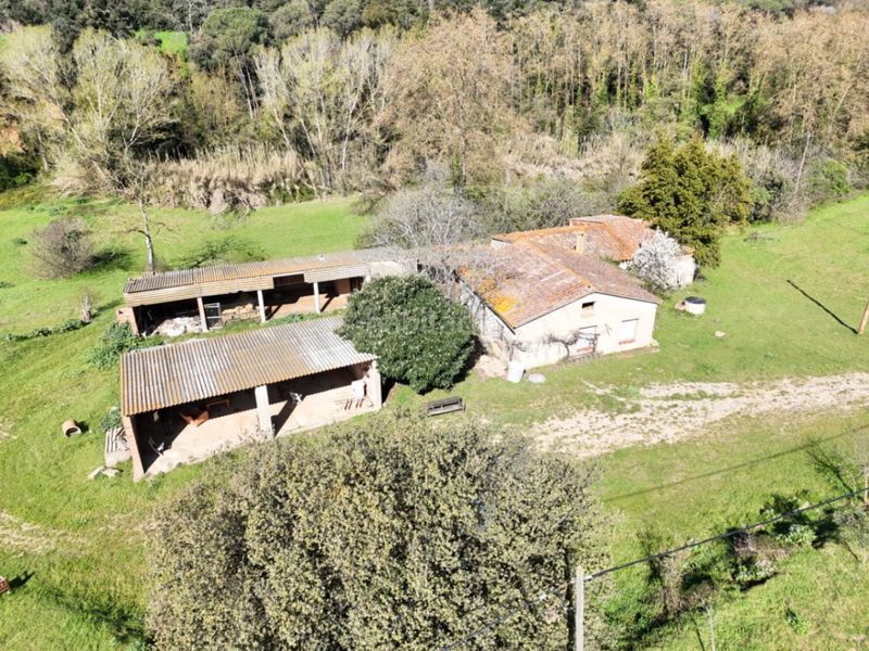 Foto 1acbb10e-30f0-41a0-b635-f532842e1f7d. Masia a Cardedeu