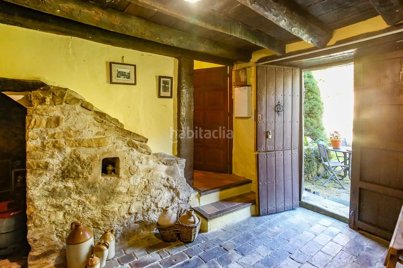 Foto 68d4d848-87d4-4271-a752-ab04068b1041. Masia amb calefacció a Gombrèn