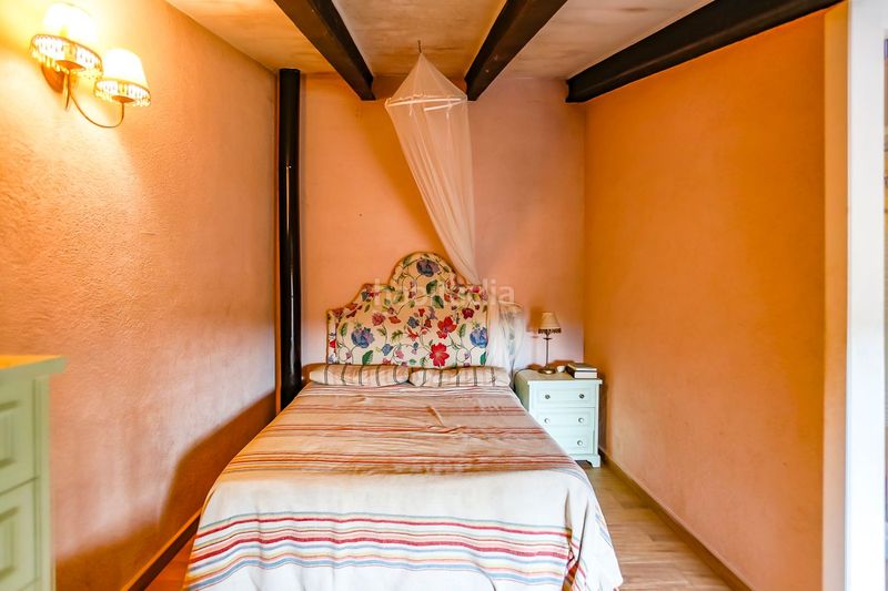 Foto f0596f0b-f4e2-4dd2-8ef5-735317fa4a6f. Masia a Gallifa