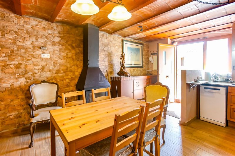 Foto fed8df2f-3dd6-47bc-8f0e-0ffa3dff4c79. Masia a Gallifa