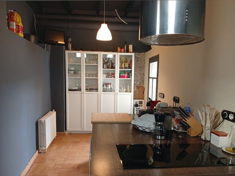 Foto a298b6f4-37c7-450a-9867-82b6d74249f3. Masia amb calefacció a Tortellà