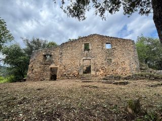 Masia a Palol de Revardit