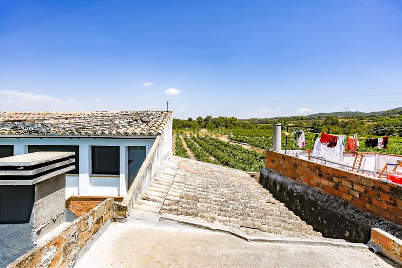 Foto 508fde9b-404c-441c-801c-618283e0c588. Bauernhof in Castellet i la Gornal