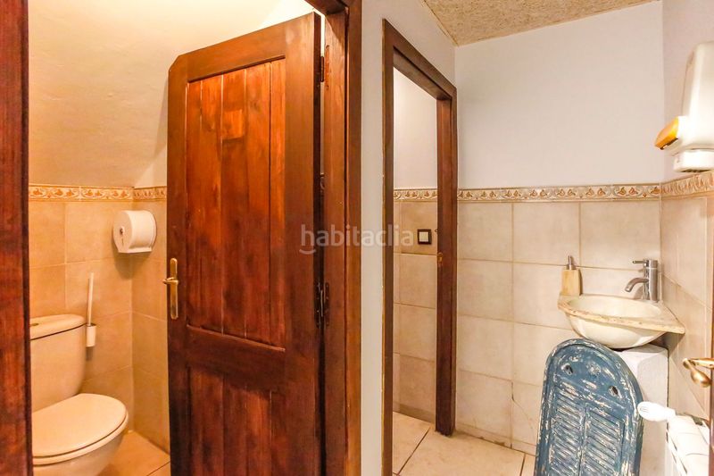 Foto f3425cd8-9ce9-4642-928a-f366d88f3615. Edificio en Cellera de Ter (La)
