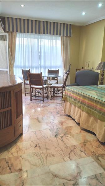 Foto f84f1596-d2e1-447f-afdb-3bef16fff0aa. Location appartement dans Los Remedios Sevilla