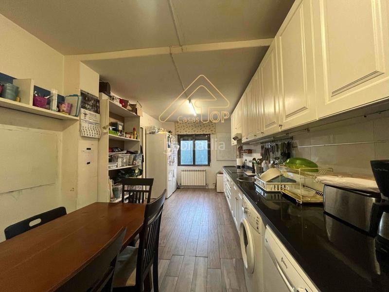 Foto 6a785c52-b1f5-4fd1-aa8c-3575993833c6. Casa con riscaldamento in Carbayin-Lieres-Valdesoto Siero