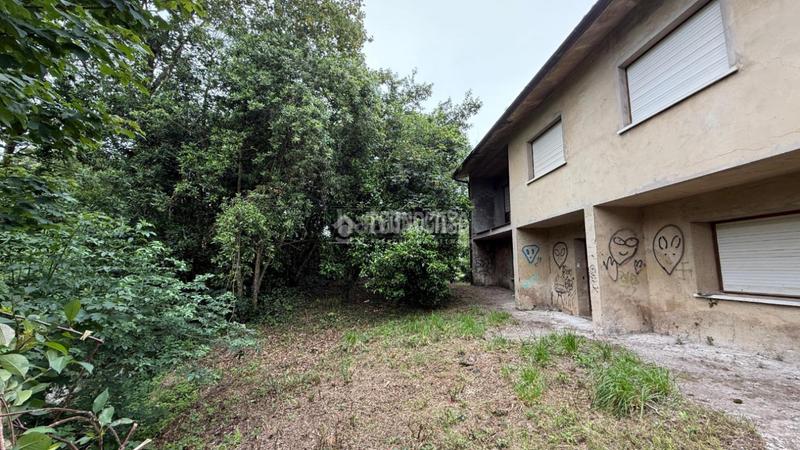Foto 6aa011f9-d62b-42f0-83c6-d796659b4c6f. Casa  en venta en Ribadesella