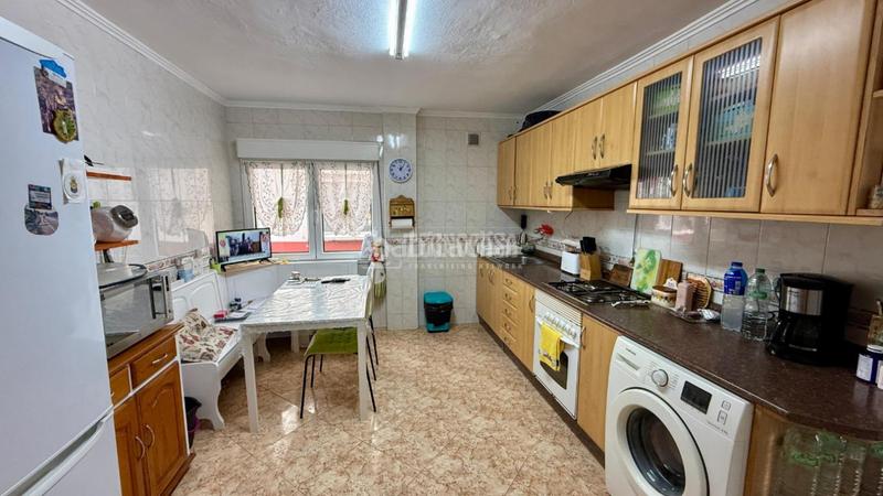 Foto dfbeee27-e44f-4a92-b1af-84c9b576be9c. Piso  en venta en Llano Gijón
