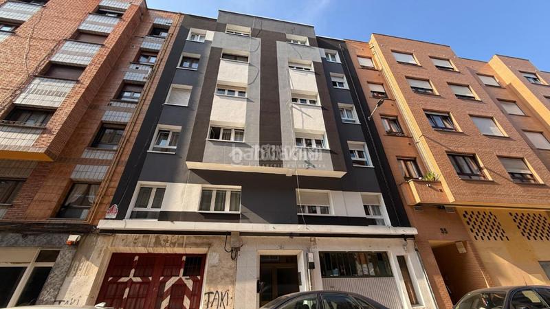 Foto fa361bf0-48cb-490e-a765-388ebdb68f6c. Piso  en venta en Llano Gijón