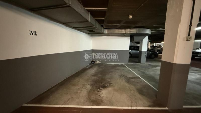 Foto abed7188-8f73-4266-9818-552762ac1cc9. Parking coche boxplaza de garaje en venta en Llano Gijón