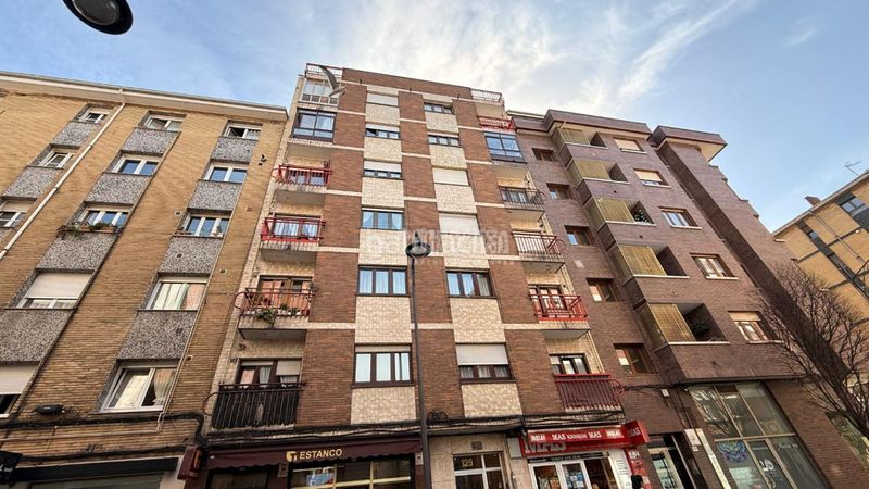 Foto 1118d4d6-56d6-4d25-8a08-e5b1a6d424fa. Pis amb calefacció a Llano Gijón