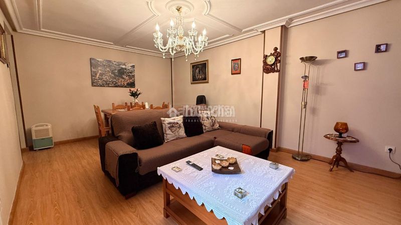 Foto 9df6703b-661a-41b5-9b2a-1aa95584f5ac. Pis amb calefacció a Llano Gijón