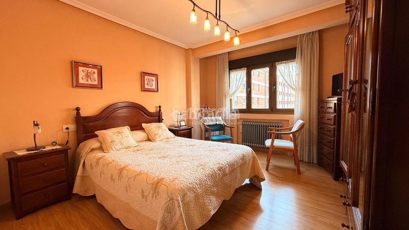 Foto f81b8e61-e1a2-4182-85f1-8b5e1eb63197. Pis amb calefacció a Llano Gijón