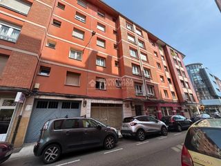 Lloguer Local Comercial a Llano. Tienda en alquiler en gijón