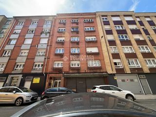 Local Comercial a Llano. Local comercial en venta en gijón