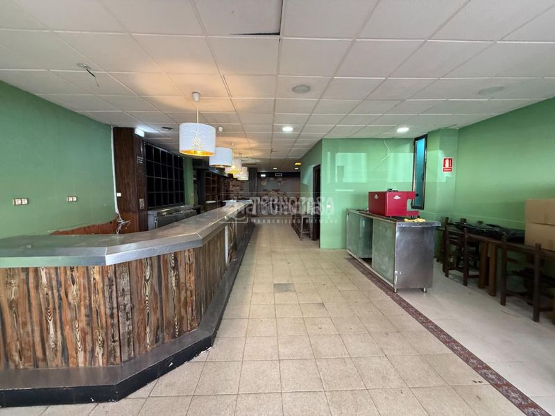 Foto 9c5ea015-5869-4110-a402-2ade04c2fc0f. Local comercial a Llano Gijón