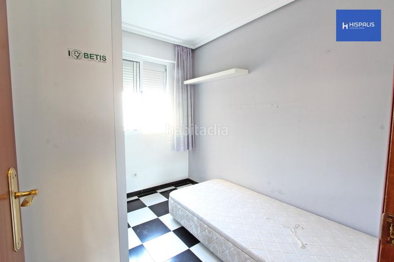 Foto 5c4887da-34bd-4d61-ada7-659602825074. Piso amplio piso con ascensor en Pino Montano - Consolación Sevilla