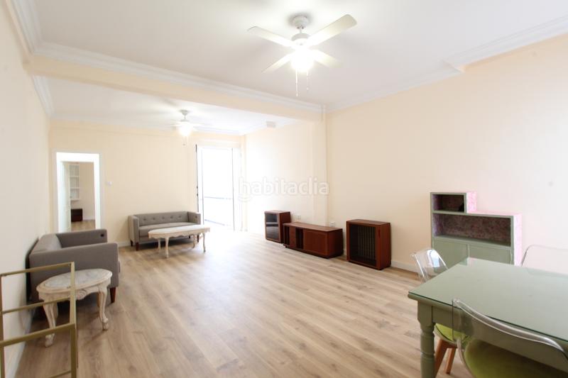 Foto 3677e077-0c1f-4586-92fd-201e0aa97676. Pis a Encarnación - Regina Sevilla