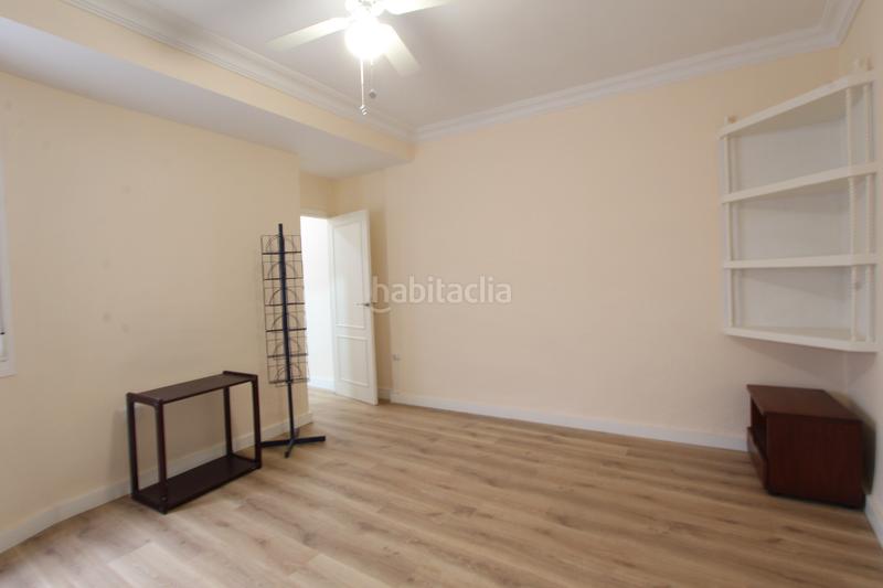 Foto ab913ce1-6ae8-4119-a9f9-c721c3c62078. Pis a Encarnación - Regina Sevilla