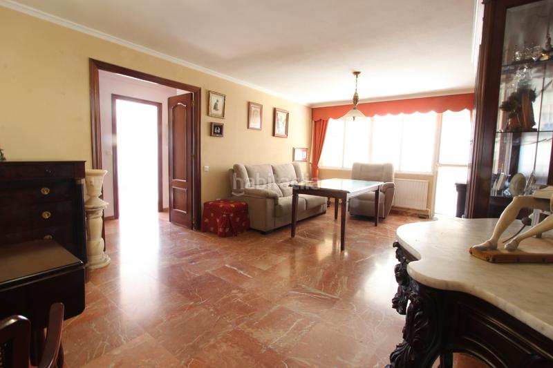 Foto 3694e68f-d39e-4c8c-92a7-a071f3e9625a. Piso señorial piso en nervión para entrar a vivir en Sevilla