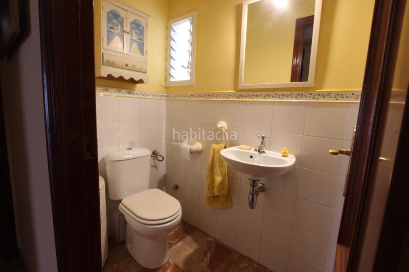 Foto 4c109d08-7fcd-4080-828c-f3c04e8576a9. Piso señorial piso en nervión para entrar a vivir en Sevilla