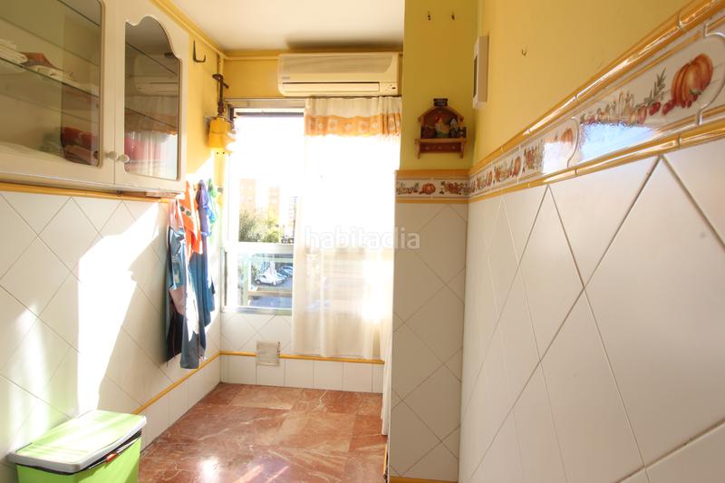 Foto 7c5612cc-f56a-4821-8a3b-1444f0f327aa. Piso señorial piso en nervión para entrar a vivir en Sevilla