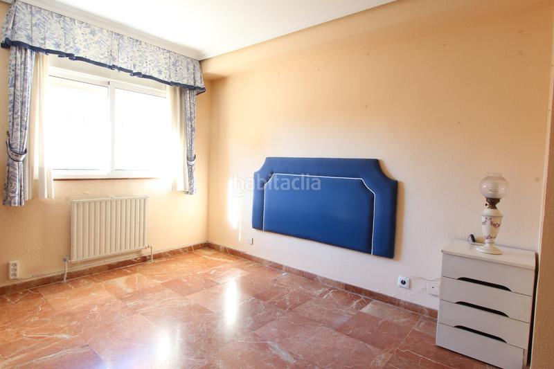 Foto bb0ec95f-1280-4bd8-9adf-e3c908cfce12. Piso señorial piso en nervión para entrar a vivir en Sevilla