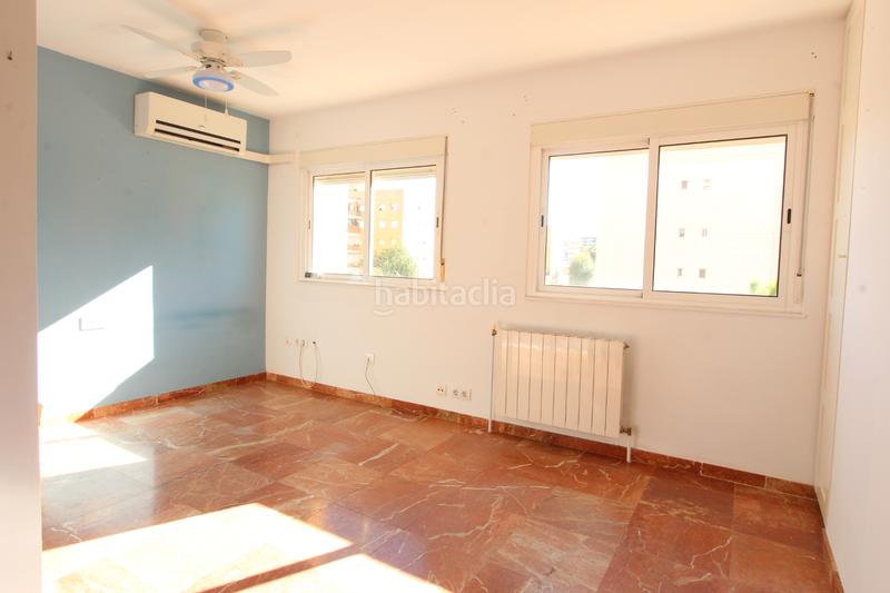 Foto d3a465bd-6956-47b2-9d53-9c03eff74b96. Piso señorial piso en nervión para entrar a vivir en Sevilla