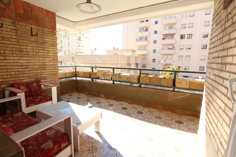 Foto efa44436-1a9e-4343-9781-9e8e054c82d9. Piso señorial piso en nervión para entrar a vivir en Sevilla