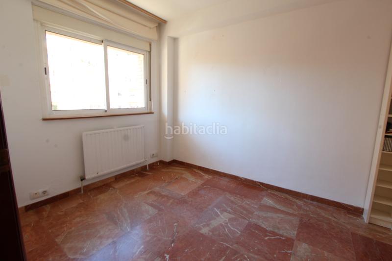 Foto fc8c4c70-d218-4e6d-aca2-fe36db1d3ba0. Piso señorial piso en nervión para entrar a vivir en Sevilla