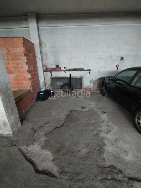 Foto c595b9c4-e754-43e4-859e-12859d4f8b0e. Parking moto en Zurbaran Bilbao