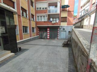 Motorcycle parking in Zurbaranbarri Auzoa