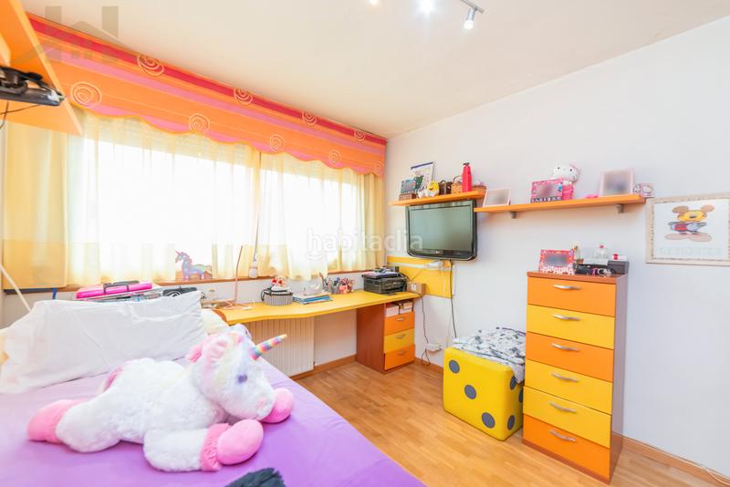 Foto ff563333-086d-473d-9573-6791c2ba06ac. Dúplex  en venta en calle antonio de nebrija en Alcobendas
