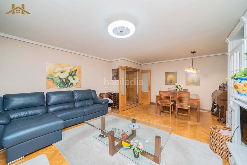 Foto 003e27e8-f53b-4bfe-ac67-39269fb309e0. Piso  en venta en calle de juan ramón jiménez en Alcobendas