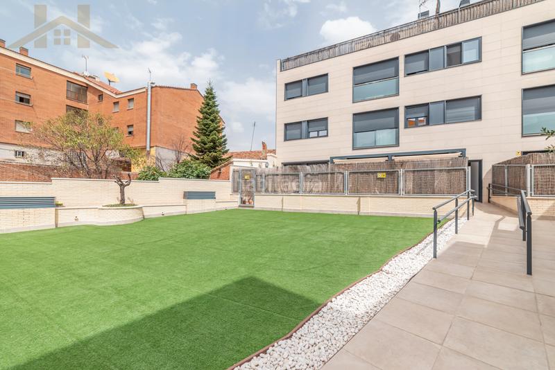 Foto 89d581c2-488f-4373-83bc-24b977e27d35. Apartamento piso en venta en calle de pablo picasso en Alcobendas