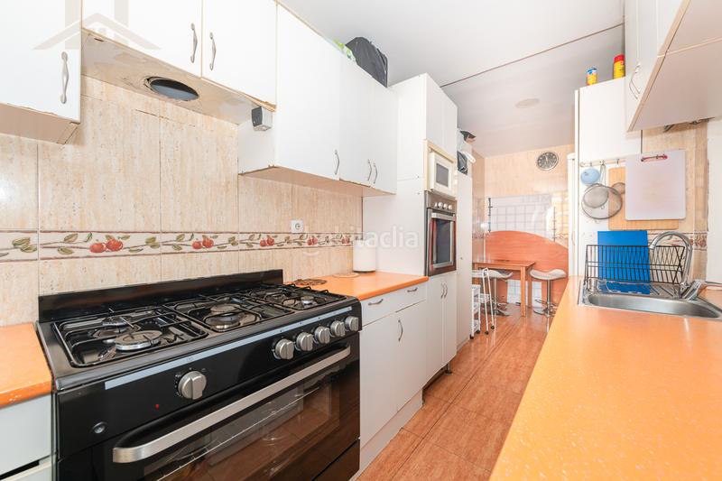 Foto ff76e5b7-8524-4d17-8890-73afd43d82a6. Pis amb calefacció a Centro Alcobendas