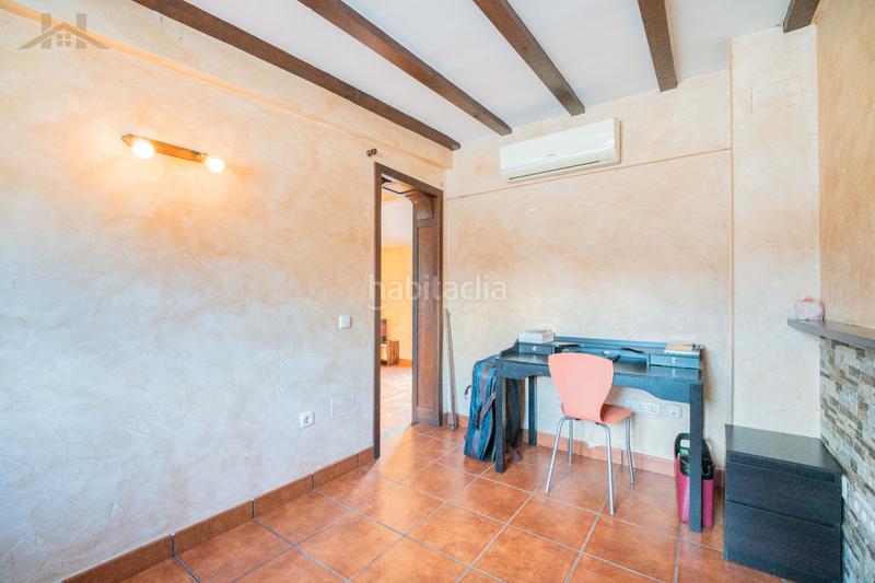 Foto e70b0f19-d81f-4b9e-88c8-d3eac73138ff. Maison jumelée avec cheminée chauffage parking dans Alcobendas