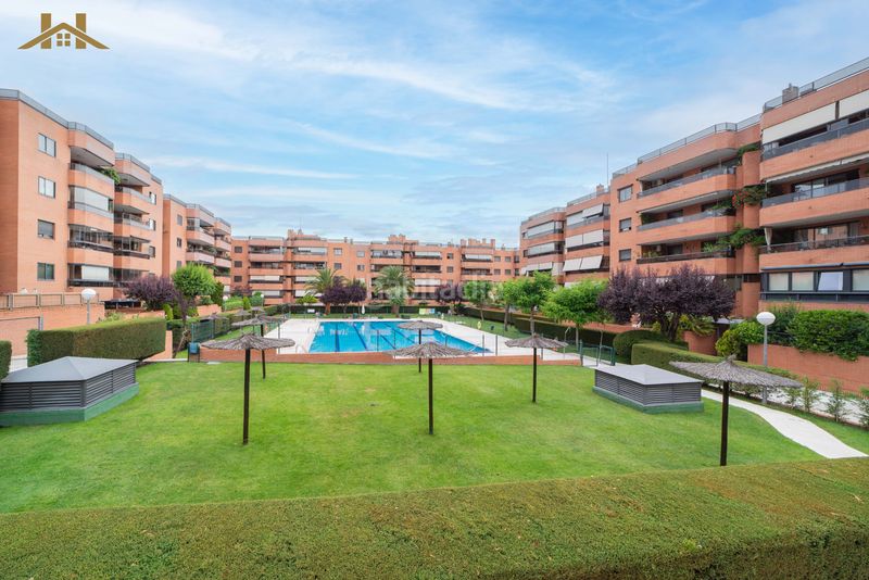 Foto 5c5f9768-daee-4c2e-8e5b-6b0c5e23f0bf. Pis amb calefacció piscina a Norte Alcobendas