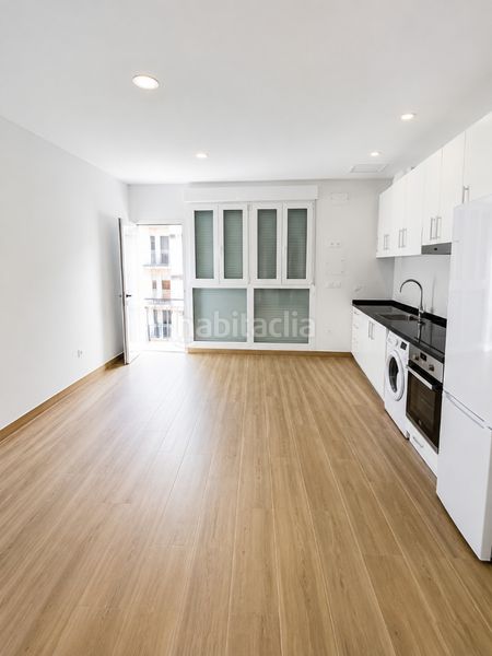 Foto d7493529-b3d3-4bd7-87f5-790f3f8e5fe4. Edifici a Centro Alcobendas