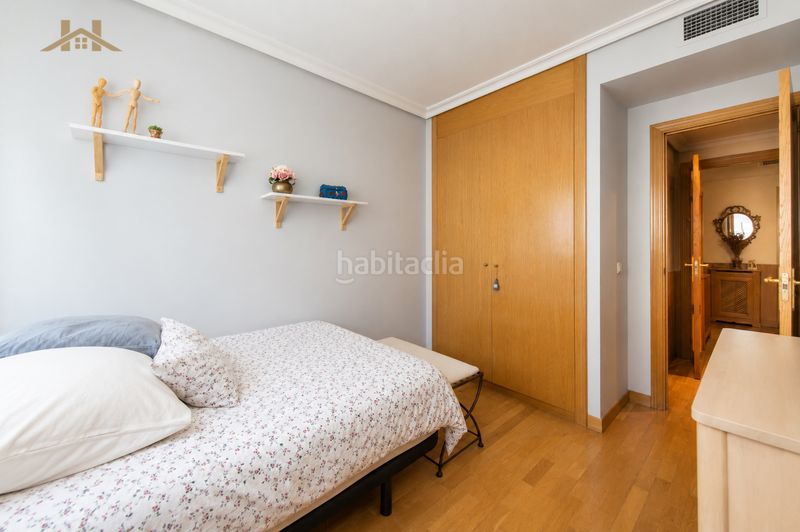 Foto f28a83ee-d8ad-44b7-8253-3a74b0cf17c5. Pis amb calefacció piscina a Norte Alcobendas