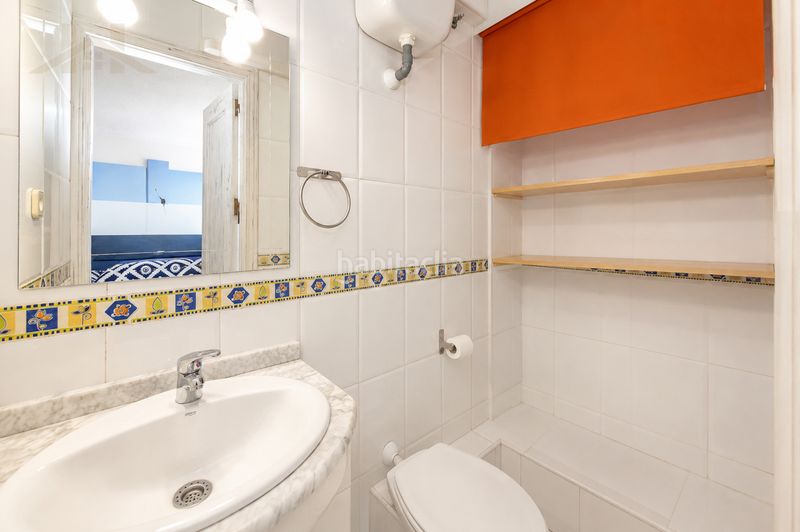 Foto 22f8602d-e183-480f-92b8-4a3de3d0787b. Casa adossada amb xemeneia calefacció aparcament a Alcobendas