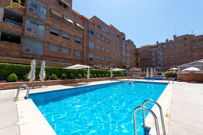 Foto 4ff7b82b-93dd-43b3-8649-97113cdb7e10. Pis amb calefacció aparcament piscina a Norte Alcobendas