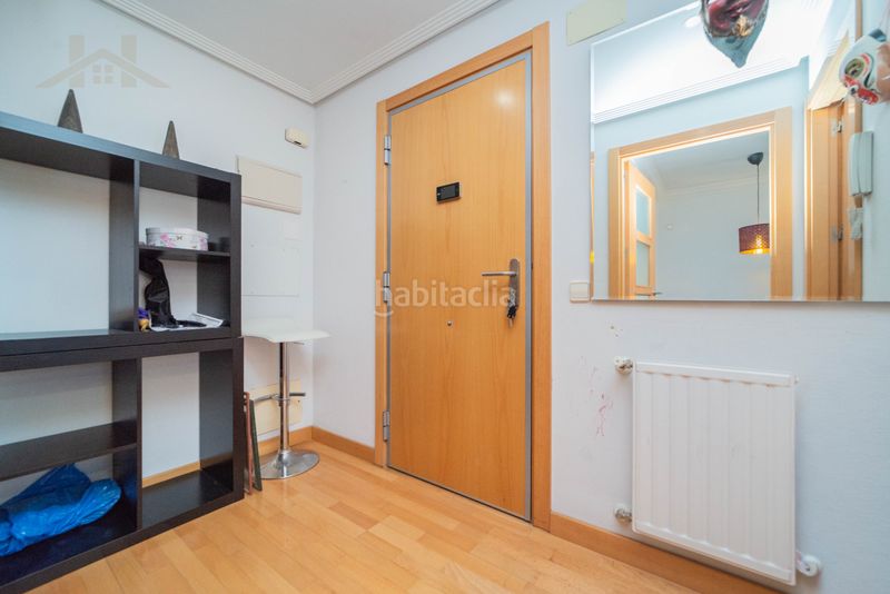 Foto c9adb52b-0642-4ad6-a2d3-5f788ca5a836. Piso ático en venta en calle de la felicidad en Norte Alcobendas