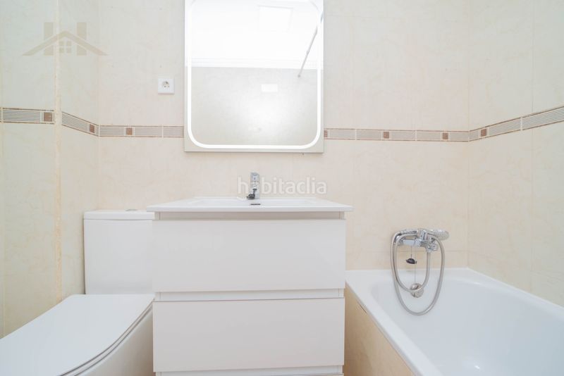 Foto e0495c20-5297-47fc-88e5-c1673bf8e22b. Pis amb calefacció piscina a Ensanche Alcobendas