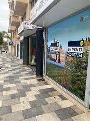 Local commercial en Cervantes 122. Local comercial calle cervantes