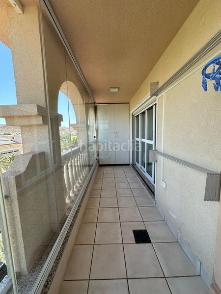 Foto f72747e1-2c8a-49ba-aa3e-d399f666311f. Attico con piscina in Almerimar Ejido (El)