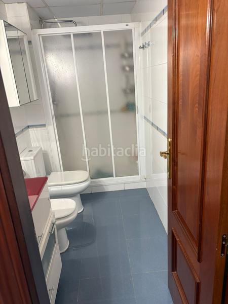 Foto cb18ea9a-9fe5-45ab-bf1c-a9ee656abdae. Casa chalet adosado con encanto a apenas 200 m de la playa amplio, luminoso y listo para entrar a vivir en Roquetas de Mar