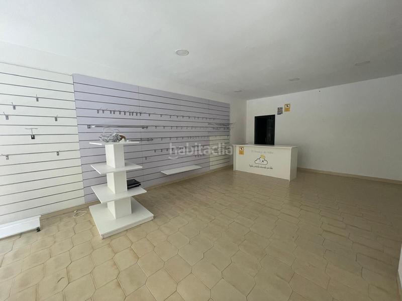 Foto dd909e46-39a7-42cb-be5a-7a31950ad179. Lloguer local comercial a constantino 5 a Ejido centro Ejido (El)