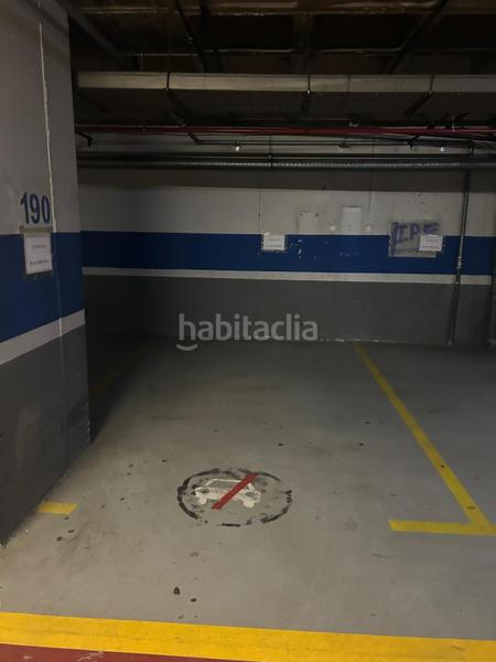 Foto 37bcf28e-33a4-4330-b8d7-7035e1d5b0ec. Location parking voiture dans Creu Alta Sabadell